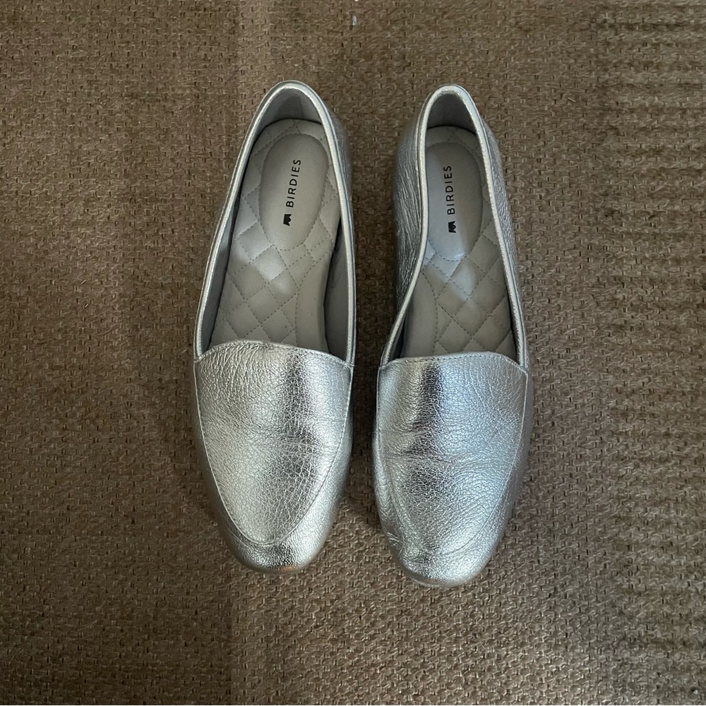 Birdies The Vesper Silver Leather Flat Size 6.5